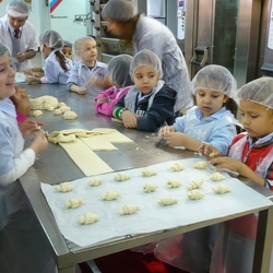 Visit to the Bakery, KG2A