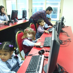 Visit to the Computer Lab, KG1